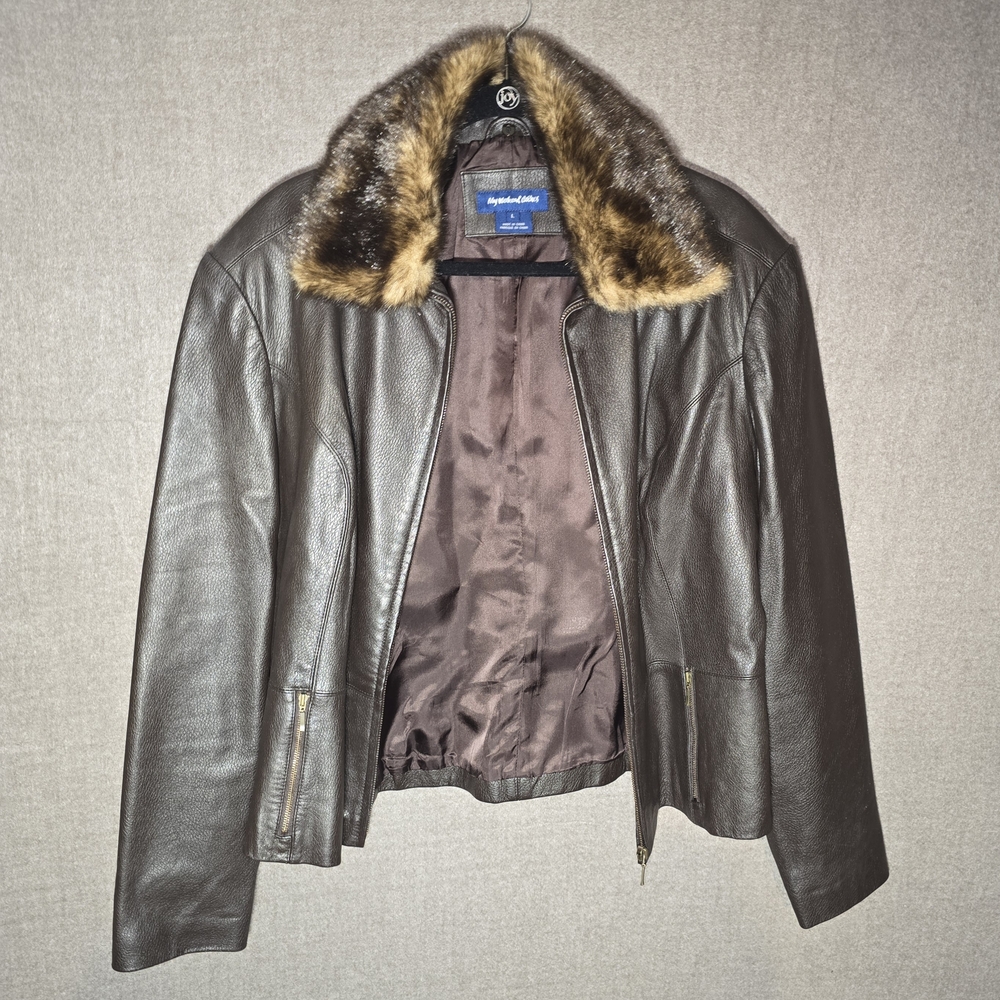 My Weekend Clothes Brown Leather Jacket Removeable Faux Fur Collar Size Large - Picture 13 of 16